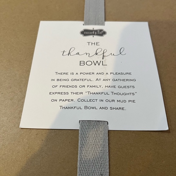 The Thankful Bowl by Mud Pie. “Be thankful, Be blessed”, Be grateful”. - Picture 3 of 8